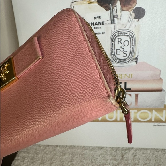Prada Saffiano Fiocco Bow Wallet - Picture 13 of 14